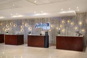 Vstupní hala nebo recepce v ubytování Radisson Blu Hotel Nice