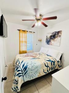 Μια τηλεόραση ή/και κέντρο ψυχαγωγίας στο Miami Casa II +16 φωτογραφίες