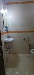 Bilik mandi di Tranquil Stay