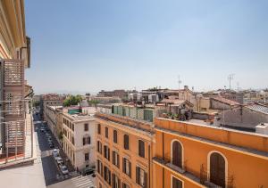 A general view of Róma or a view of the city taken from a vendégházakat