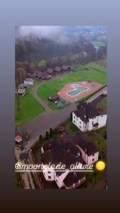 Pohľad z vtáčej perspektívy na ubytovanie Moonglade Allure Houses