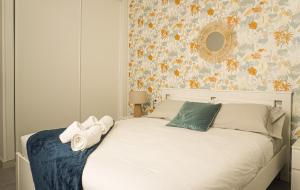 En eller flere senge i et værelse på Playa San Juan Costa Relax + 31 billeder