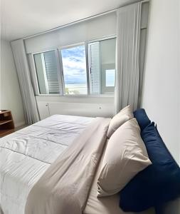 Katil atau katil-katil dalam bilik di Beira Mar Norte Floripa