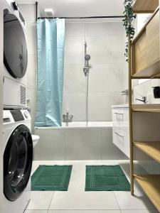 ห้องน้ำของ SuperHosts ZENTRUM - Parkplatz - TERRASSE - King-Bett - NETFLIX