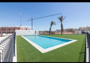 Φωτογραφία από το άλμπουμ του Прекрасный таунхаус в элитном пригороде Гран Алакант, пляж Ареналис Дель Соль σε Gran Alacant +17 φωτογραφίες