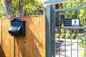 Foto da galeria de Elevated Family Sized Guest-house with Beautiful Views em Auckland