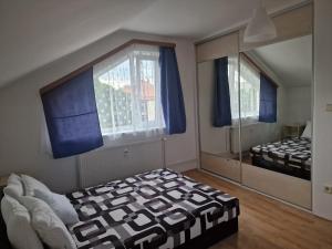 Imagen de la galería de Slunný byt v Praze Letňanech, en Praga