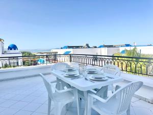 玛丽娜斯米尔Marina Smir, Spacious apartment with ocean view的相册照片