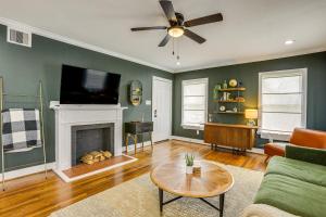 Φωτογραφία από το άλμπουμ του Condo 2 Mi to Houston Zoo and Museum District! στο Χιούστον