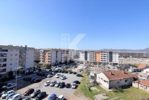 Nespecifikovaný výhled na hory nebo výhled na hory při pohledu z apartmánu