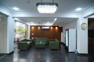 Posezení v ubytování Akshay corporate hotel