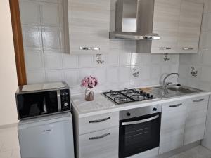 Η κουζίνα ή μικρή κουζίνα στο La Perla Del Sulcis