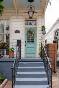 Ảnh trong thư viện ảnh của Luxury Historic Shotgun Home in Lower Garden District ở New Orleans
