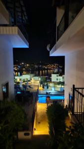 The swimming pool at or close to Talia Apart