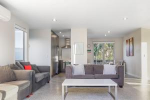 Fotografie z fotogalerie ubytování Hosts on the Coast Titoki Magic v destinaci Matarangi + 16 fotografií