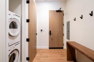 Billede fra billedgalleriet på 230 LakeLodge condo i Big Sky