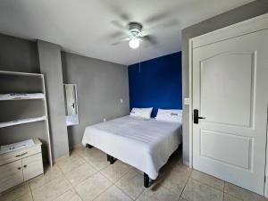 Postel nebo postele na pokoji v ubytování Sensity Home Habitación 5C cómoda y amplia con baño compartido