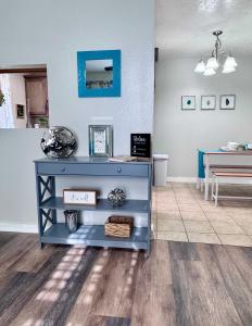 Φωτογραφία από το άλμπουμ του Comfy 2BR 1BA Apt σε Nederland