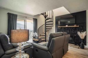 Et opholdsområde på Smoky Mountain Luxurious Serenity