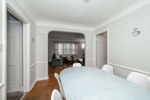 Ένα ή περισσότερα κρεβάτια σε δωμάτιο στο Kenwood Keys 1 - Cozy Stay for 6 +18 φωτογραφίες