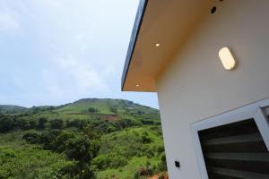 Γενική θέα στο βουνό ή θέα στο βουνό από  αυτό το δωμάτιο σε οικογενειακή κατοικία +4 φωτογραφίες