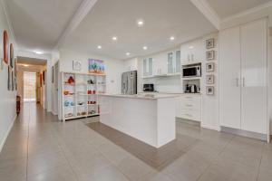 Imagen de la galería de Rivergrande Apartment, en Innisfail