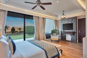 Fortune Select Forest Hill, Kasauli - Member ITC Hotels' Group客房内的一张或多张床位