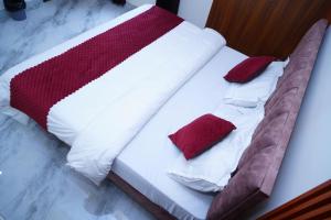 Fotografie z fotogalerie ubytování UrbanOak HOMESTAY v destinaci Haldwāni