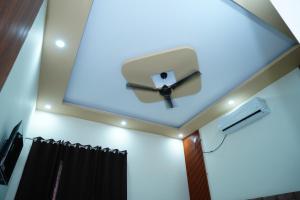 Fotografie z fotogalerie ubytování UrbanOak HOMESTAY v destinaci Haldwāni + 5 fotografií