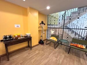 Posezení v ubytování Laloon Guesthouse + 15 fotografií
