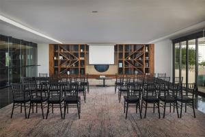 Konferenční prostory v ubytování Canopy By Hilton Cancun La Isla + 37 fotografií