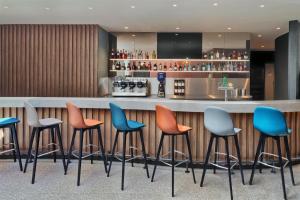 Lounge nebo bar v ubytování Hampton By Hilton Venice Isola Nuova