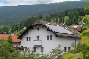 Výhľad na hory alebo výhľad na hory priamo z apartmánu