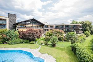 Bazén v ubytování Hotel Wiesenhof nebo v jeho okolí