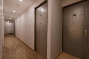 Fotografie z fotogalerie ubytování Super TownHouse 244 Munshipuliya v destinaci Lakhnaú
