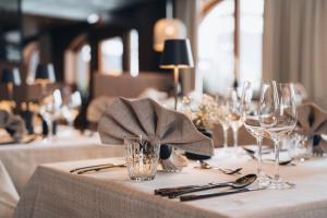 A restaurant or other place to eat at Boutique Hotel Mandarfnerhof