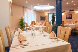 Gallery image of Hotel Blue Star in Budva