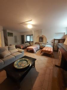 A seating area at B&B Villa Bucceri
