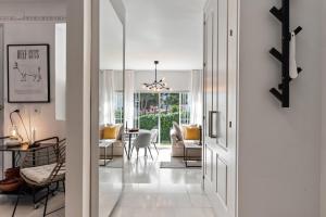 Posedenie v ubytovaní Stunning townhouse with pool in Riviera del Sol by Costarentals - Ref 199