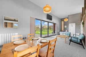 Istumisnurk majutusasutuses Cosy Cabin Getaway - Ashbourne
