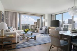 Posezení v ubytování The Ritz-Carlton Residences, Waikiki Beach Hotel