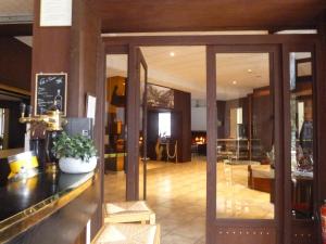 Istumisnurk majutusasutuses Hôtel Vignemale
