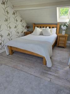 Postel nebo postele na pokoji v ubytování Mardan House B&B