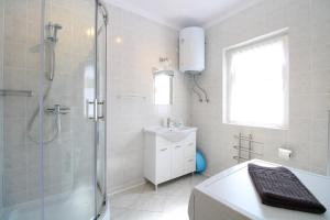 Koupelna v ubytování Apartment Bozana 1840 + 13 fotografií