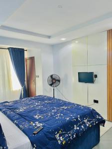Postel nebo postele na pokoji v ubytování Guarantee Properties