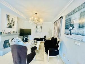 Μια τηλεόραση ή/και κέντρο ψυχαγωγίας στο Villa Wayra