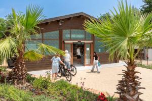 入住hu Firenze Certosa camping in town的客人
