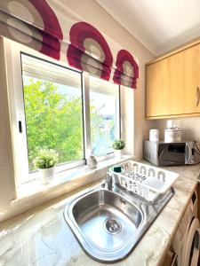 Nhà bếp/bếp nhỏ tại Apartamento Nathalie a 100m da Praia (T2)