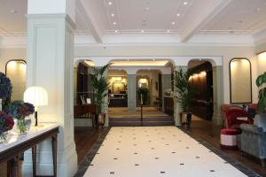 Posezení v ubytování The Metropole Hotel Cork