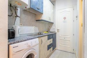 A kitchen or kitchenette at Studio Torresol